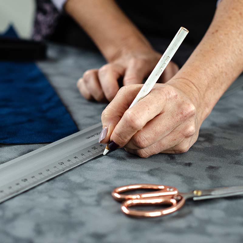 egyedi díszdoboz készítés munkafolyamat