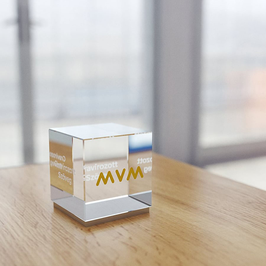 egyedi kreatív díj látványterv